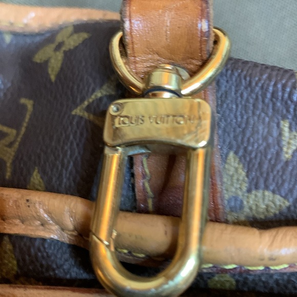 Louis Vuitton Malletier - Picture 7 of 9